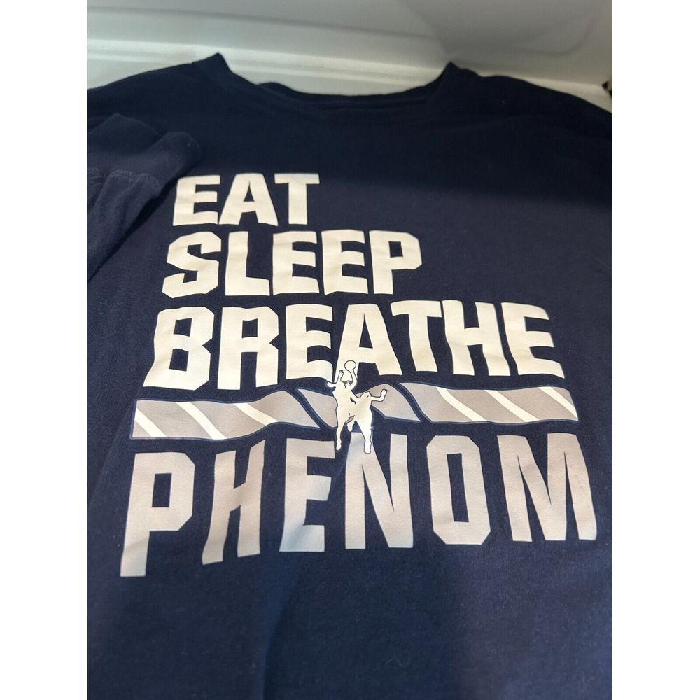 Nike Tee Med " Eat, Sleep, Breathe Phenom"‎
